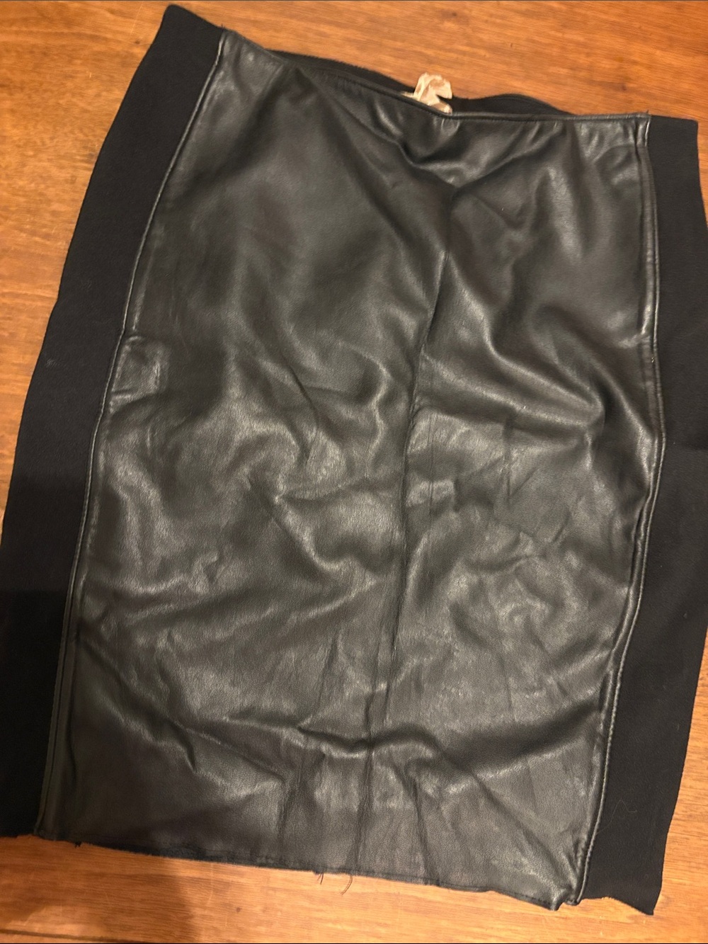 Bailey 44 Black  Leather Pencil Skirt Sz Xs